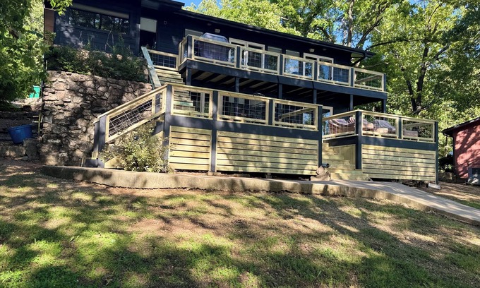 Cherokee Village House | Lakefront Retreat with Patios, Fire Pit & Perfect Score