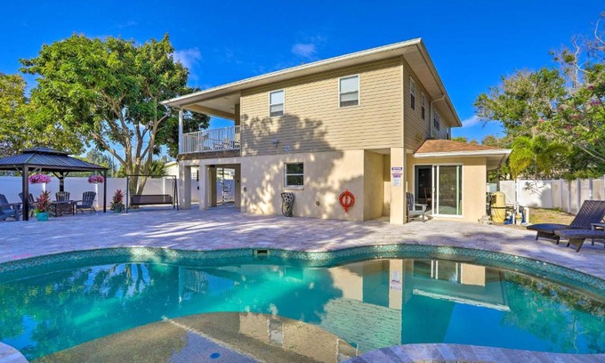 Clearwater House | Modern Clearwater Retreat with Pool, 9 Mi to Beach