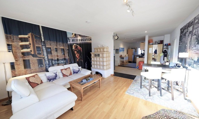 Feldkirchen-Westerham Apartment | Cozy Holiday Apartment with Garden, WiFi & Guest Rated 9.8