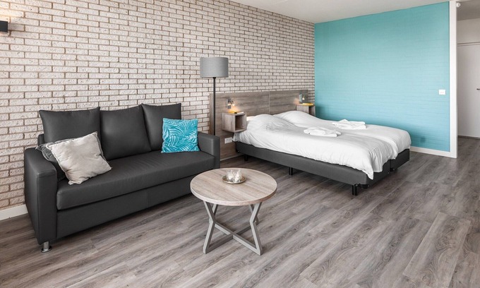 Bruinisse Apartment | Modern Apartment Retreat by Grevelingen Lake with Pool