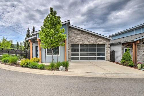 Coeur d'Alene House | Inviting Coeur d'Alene Retreat Steps from Trails and River