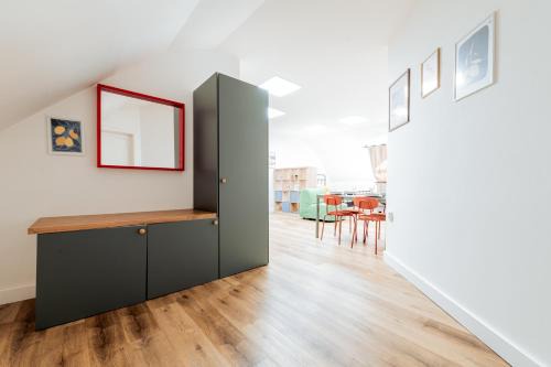 Cemerne Apartment | Modern Colorful Apartment Near Vranov Center