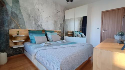 Sofia Apartment | Business Hub Bliss: Guest Rated 9.9 with Breakfast Included