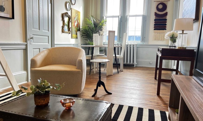 South End Apartment | Explore Modern Comforts at Downtown's Victorian Patio Hotel