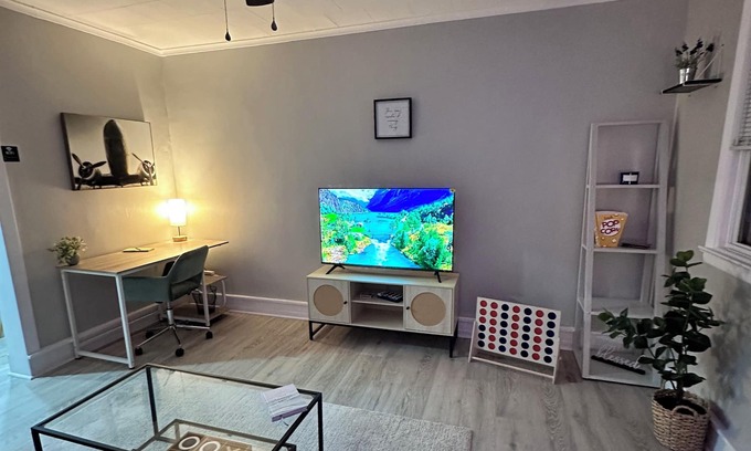 Bayonne Apartment | Modern 2 Bedroom Apartment - Pet Friendly & Family Ready