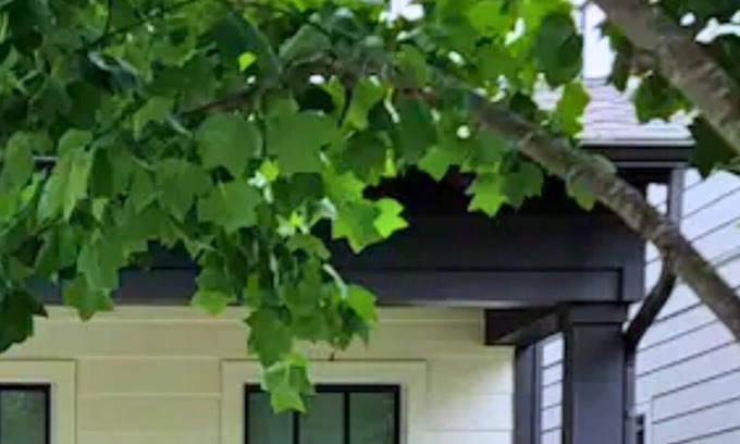 Lockeland Springs House | Modern Retreat Minutes to Stadium & Downtown with Deck