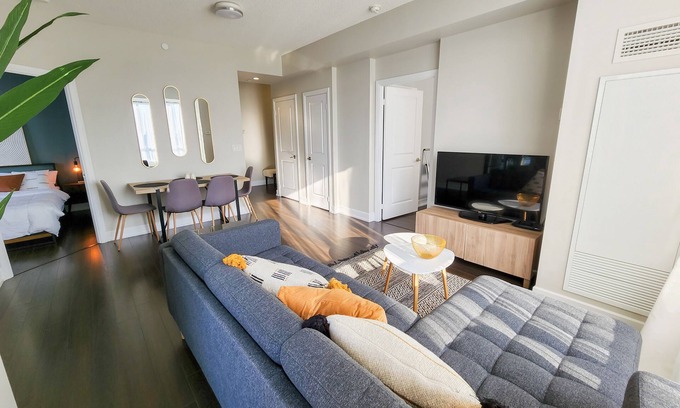 Islington - City Centre West Condo | Top-Rated Modern Condo with Pool, Spa & Free Parking