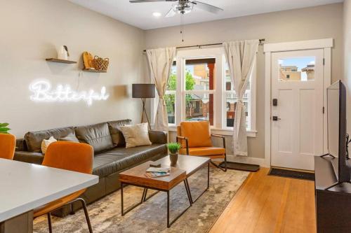 Butte Apartment | Modern Uptown Butte Condo - Pet & Child Friendly Stay