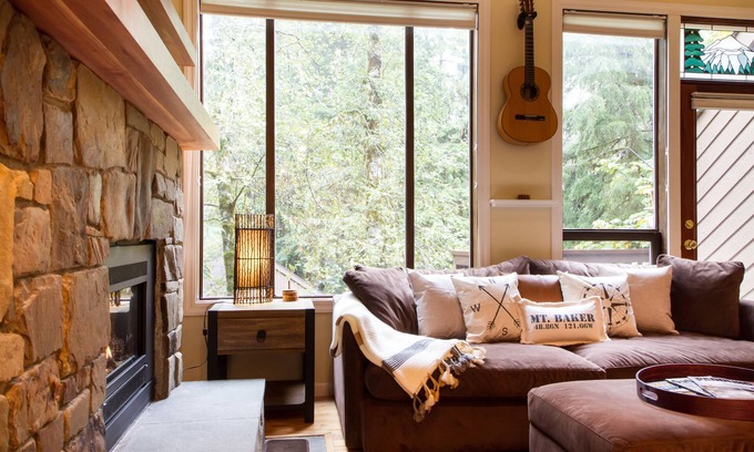 Glacier Condo | Modern Condo by the River: Pool, Spa & Pet-Friendly Stays