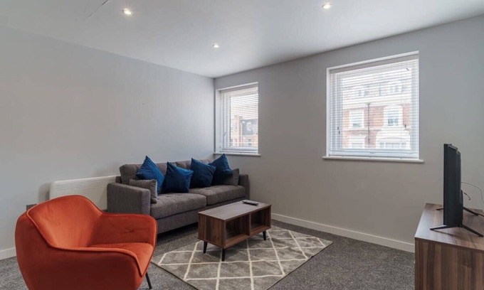 Georgian Quarter Apartment | Modern 2 Bedroom Apartment in Liverpool with Kitchen Access