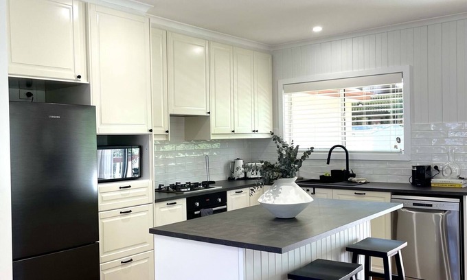 Sawmill Settlement Cabin | Relaxing Lodge at Mt Buller Base | Family-Friendly Retreat