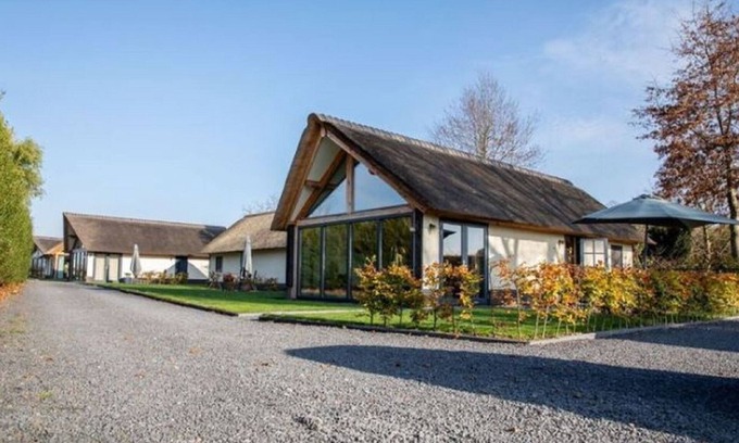 Alphen House | Nature-Inspired Cottage with Breakfast & Family Amenities