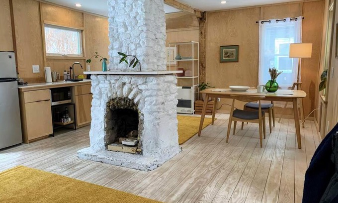 Shandaken House | Stylish Cottage for Families and Pets - The Lorca, Catskills