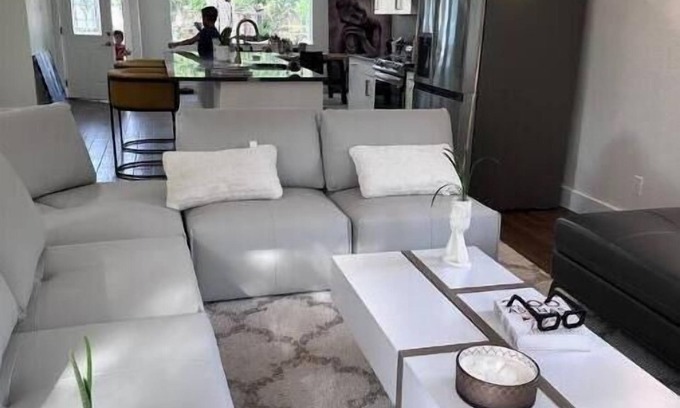 McNeil House | Eco-Friendly Retreat with Spa & Hot Tub - 10/10 Rating