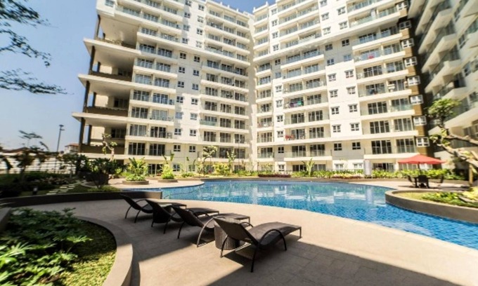 Cimahi Apartment | Budget-Friendly 3BR Getaway at Gateway Pasteur with Pool