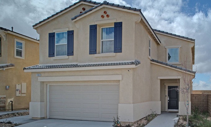 Victorville House | Family and Pet-Friendly Retreat with Full Kitchen