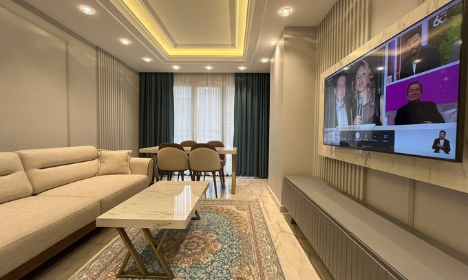 Istanbul Apartment | Modern Cozy Living Space next to ISTANBUL Fisekhane & Marmaray
