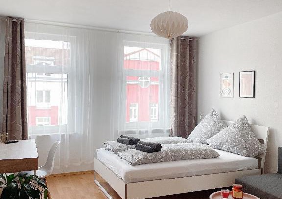 Gohlis House | Inviting Rooms in Leipzig-Gohlis with Family Amenities