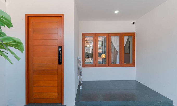Hai Ya House | Inviting 2BR Townhome Near Walking Street Market