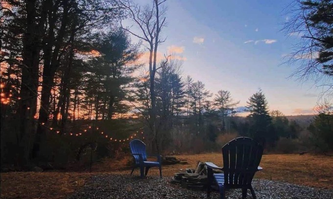 Claryville House | Cozy Modern Cabin with Fire Pit & Hiking Trails Nearby