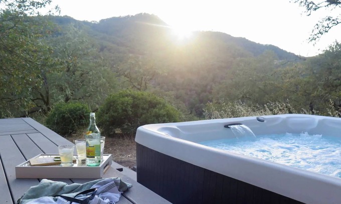 California Wine Country House | Eco-Chic Mountaintop Retreat with Spa & Hot Tub Access