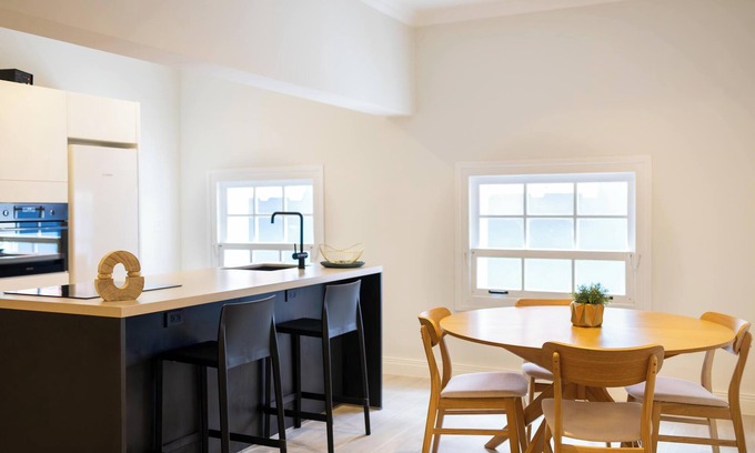 Pietermaai District Apartment | Modern & Elegant Broadway Vibes in Willemstad
