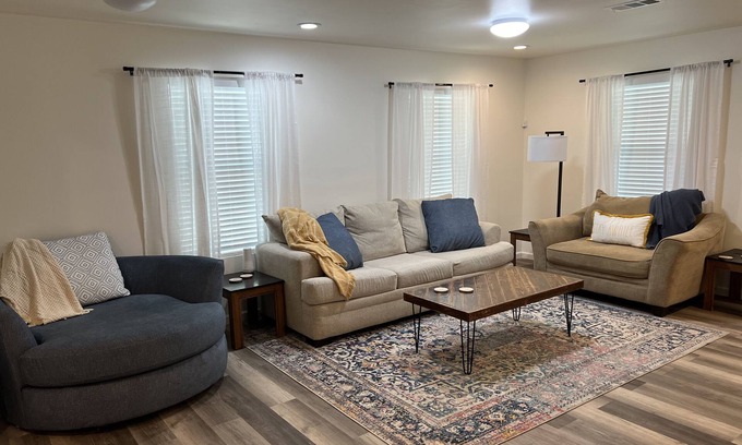 Heidenheimer House | Stylish Family Retreat Near Hospital with Pet-Friendly Space