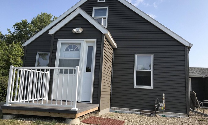 Alexandria House | Stylish Farmhouse by Lake Carlos with Pet-Friendly Amenities