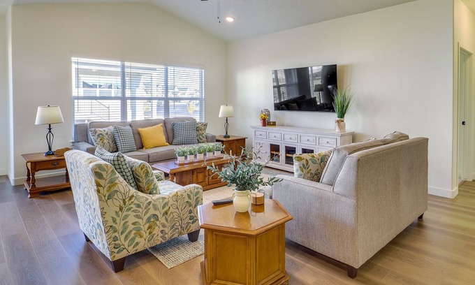 Herriman House | Chic Mountain View Farmhouse with Spa & Family Amenities
