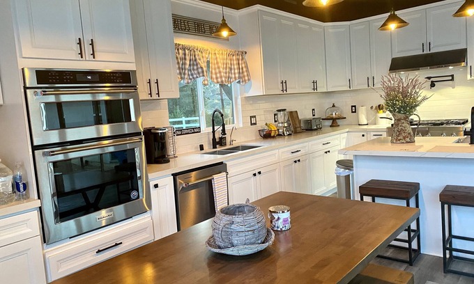 Rainbow CDP Other | Inviting Modern Farmhouse with Spa and Family Amenities