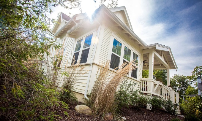 New Buffalo House | Modern Farmhouse: Steps to Beach with Pool & Ocean Views