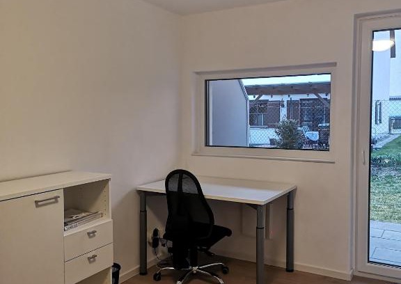 Am Wasserwerk Apartment | Modern Central Flat with WIFI in a Peaceful Setting