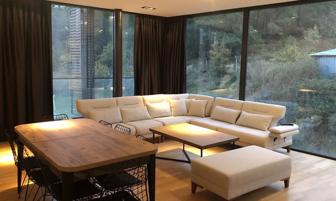 Eyup Apartment | MODERN FOREST FLAT 15 minutes to airport