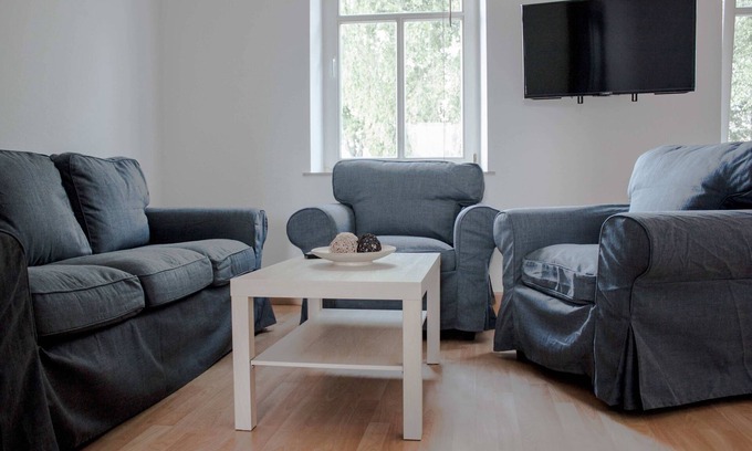 Bruckdorf Apartment | Modern Apartment in Halle Saale with Pool & Spa Amenities