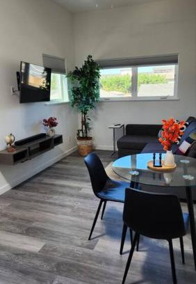Eugene Apartment | Modern Furnished Retreat