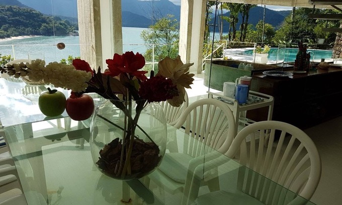 Praia Vermelha House | Modern House with Ocean View and Private Pool at Praia Vermelha