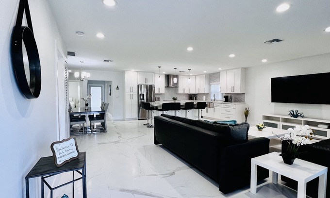 Dania Beach House | Oceanfront Retreat - Steps to Beach & FLL Airport