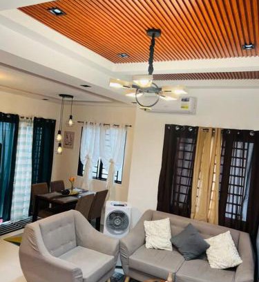 Santa Rosa House | Stylish Design and Family-Friendly Comfort Await You
