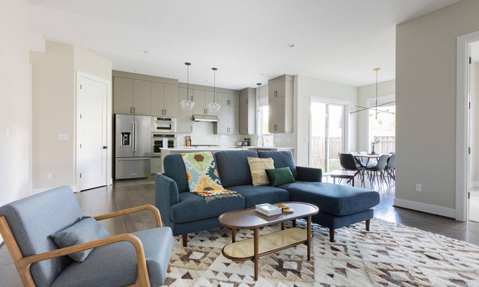 Bethany House | Modern Home in Central Bethany with Pet-Friendly Amenities
