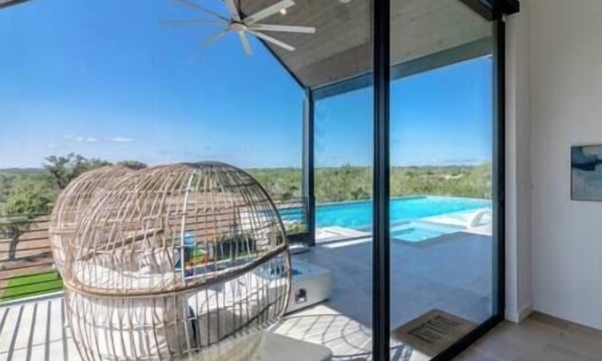 Henly House | Exclusive Hilltop Retreat with Pool & Private Pickleball