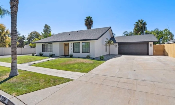 Clovis House | Premier Home with Pool, Game Room & Pet-Friendly Amenities