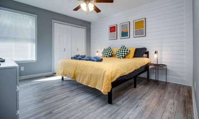 Hinesville Apartment | Family Fun Oasis with Vintage Arcade and Free Breakfast
