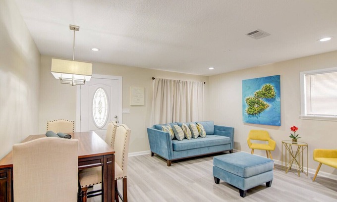Hattiesburg House | Stylish 5-Bedroom Home with Ocean View & Hot Tub