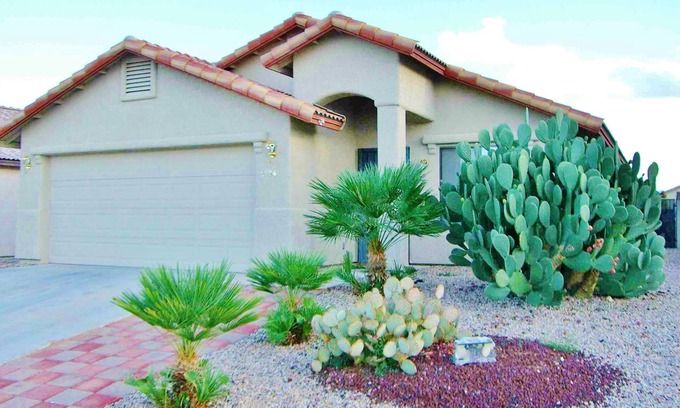 Sierra Vista House | Inviting Home with Pool, Spa & Breathtaking Mountain Views