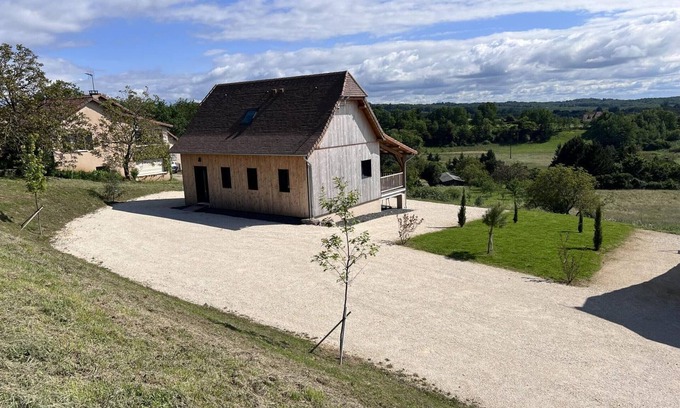 Preyssac-d'Excideuil Cottage | Comfortable Gite Preyssac-d'Excideuil with Family Amenities