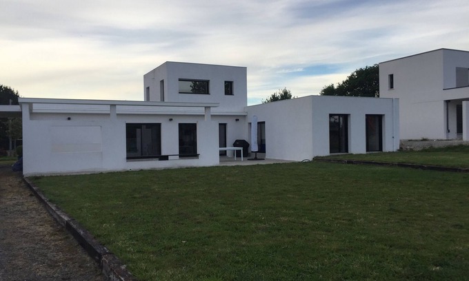Saint-Andre-des-Eaux House | Modern House Overlooking La Baule Golf Course & Ocean
