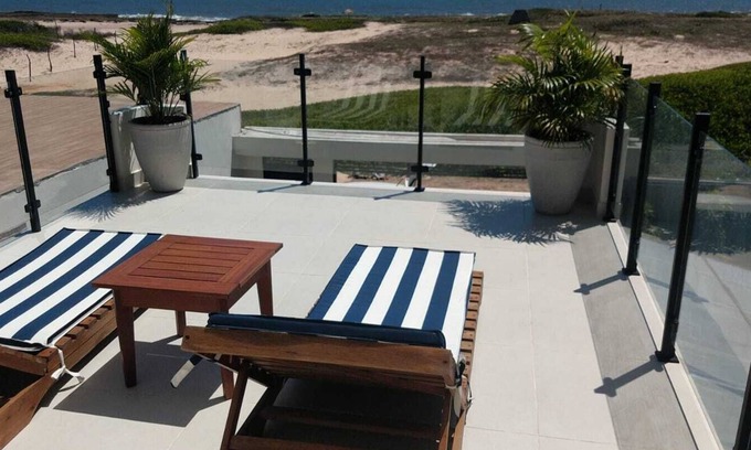 Barra do Cunhau House | Beachfront Haven with Private Pool and Barbecue Area
