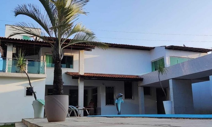 Paco do Lumiar House | Modern House with Leisure Facilities Near the Beach