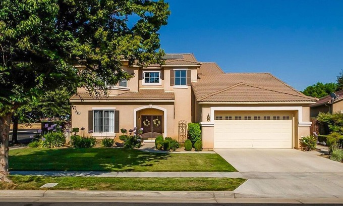 Roosevelt House | Elegant Home with Pool Near Stunning National Parks