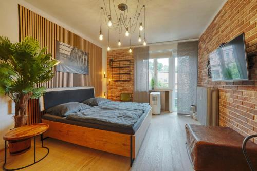 Vysehrad Apartment | Modern Industry Studio